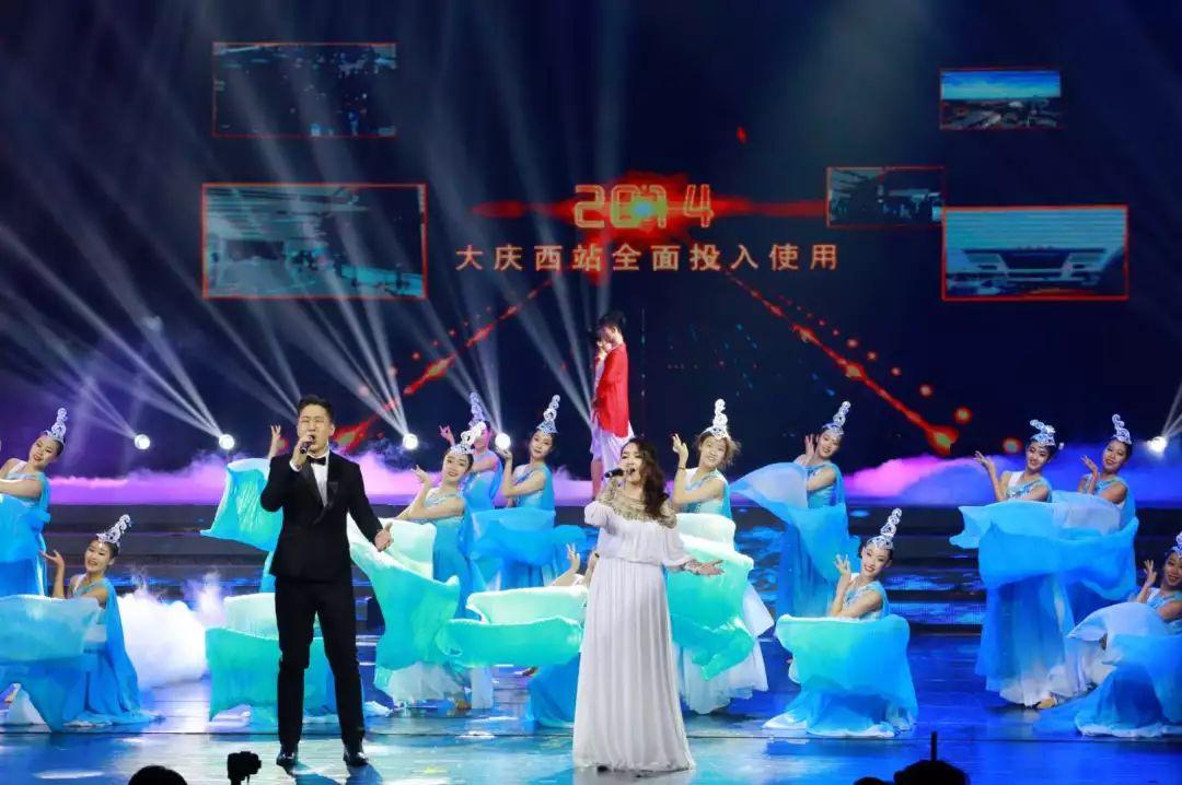 金色画卷限时上新，艺术与时间的交响盛宴