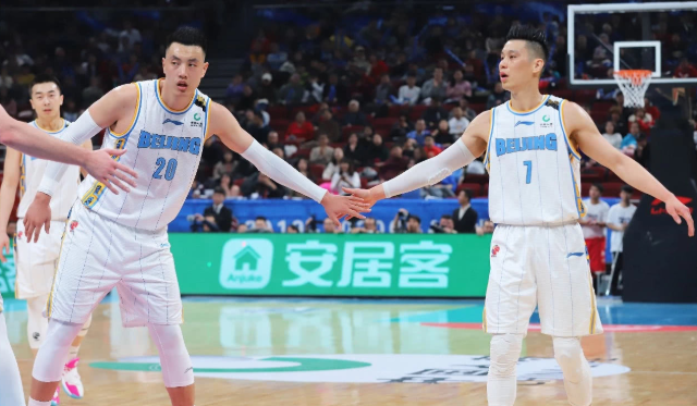 翟晓川引领科技革新，智能生活新纪元启航
