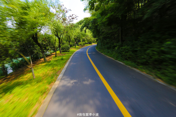 与自然美景的邂逅，比赛唱窗外之旅