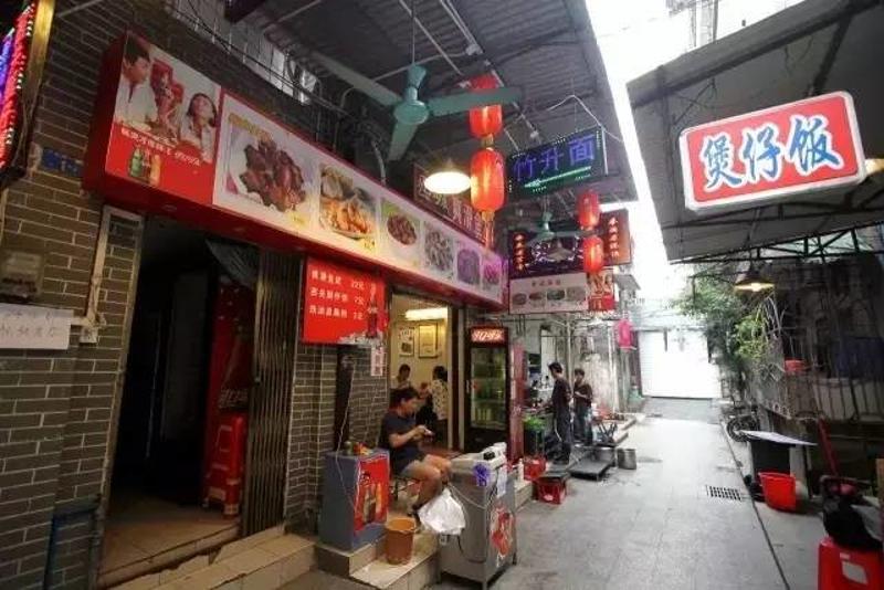最新投资加盟，小巷深处的独特风味美食冒险之旅